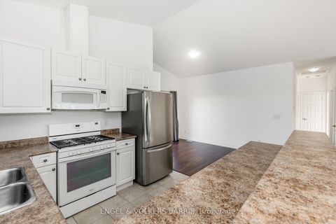 Photo 12 at 38 Linden Lane, Rural Innisfil, Innisfil