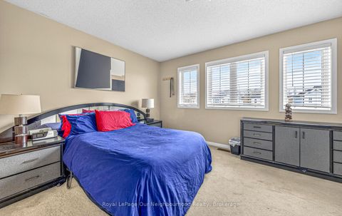 Photo 11 at 1581 Sarasota Crescent, Samac, Oshawa