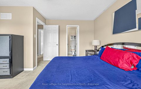 Photo 13 at 1581 Sarasota Crescent, Samac, Oshawa