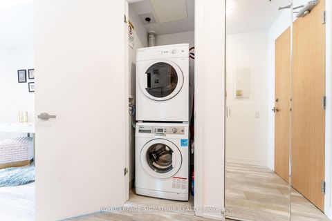 Photo 11 at 219 - 38 Howard Park Avenue, Roncesvalles, Toronto