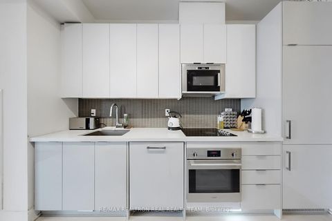 Photo 14 at 2505 - 2916 Highway 7 Road, Concord, Vaughan