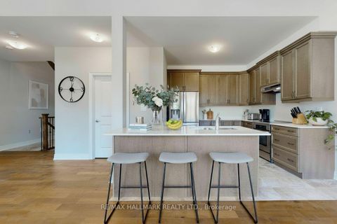 Photo 10 at 70 Shelson Place, Sutton & Jackson's Point, Georgina