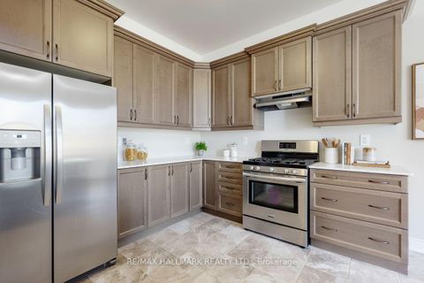 Photo 12 at 70 Shelson Place, Sutton & Jackson's Point, Georgina