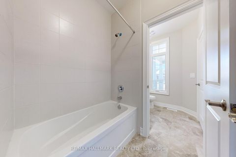 Photo 19 at 70 Shelson Place, Sutton & Jackson's Point, Georgina