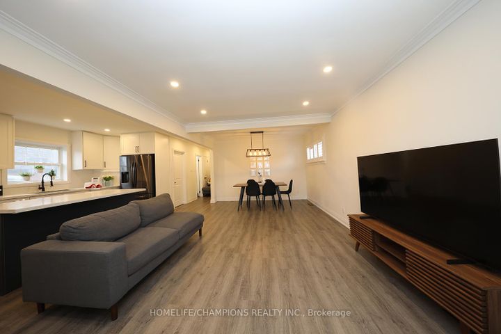 Photo 12 at 50 Fraserton Crescent, Bendale, Toronto