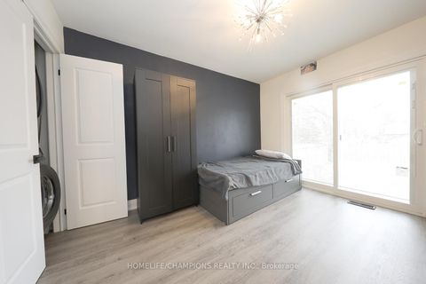 Photo 5 at 50 Fraserton Crescent, Bendale, Toronto