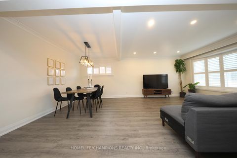 Photo 10 at 50 Fraserton Crescent, Bendale, Toronto