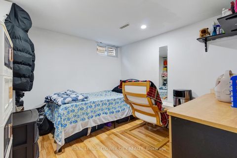 Photo 41 at 19 - 435 Silverstone Drive, Clairville, Toronto