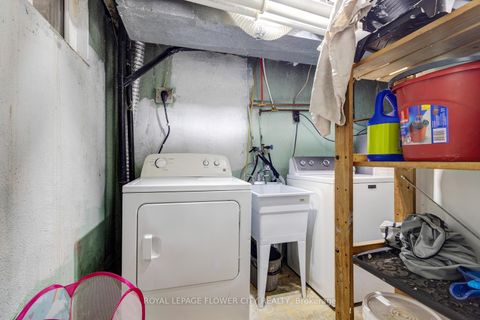 Photo 44 at 19 - 435 Silverstone Drive, Clairville, Toronto