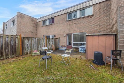 Photo 46 at 19 - 435 Silverstone Drive, Clairville, Toronto