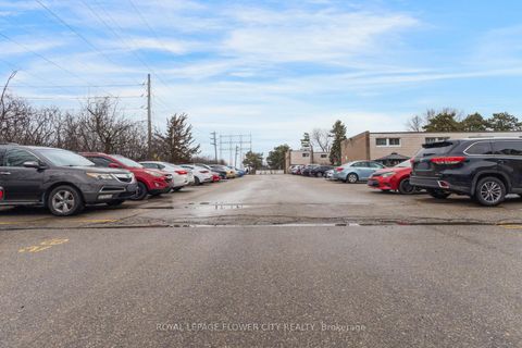 Photo 48 at 19 - 435 Silverstone Drive, Clairville, Toronto