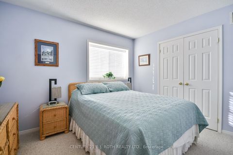 Photo 16 at 3 - 358 Little Avenue, Allandale, Barrie