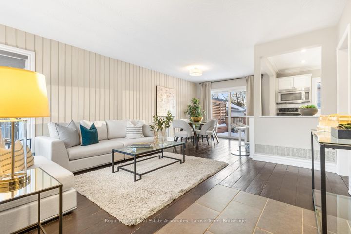 Photo 2 at 2176 Florian Road, Cooksville, Mississauga