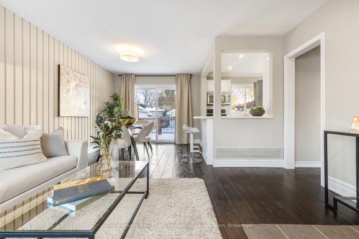 Photo 4 at 2176 Florian Road, Cooksville, Mississauga