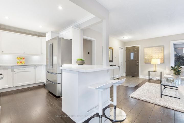 Photo 10 at 2176 Florian Road, Cooksville, Mississauga