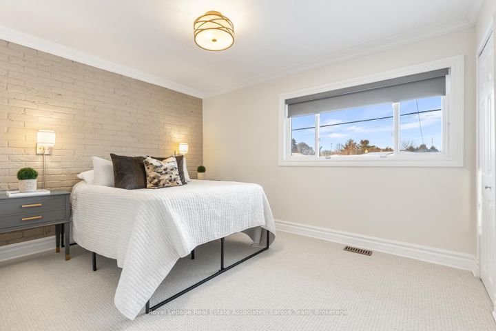 Photo 13 at 2176 Florian Road, Cooksville, Mississauga