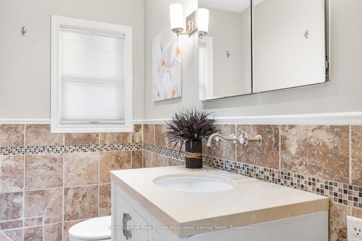 Photo 16 at 2176 Florian Road, Cooksville, Mississauga