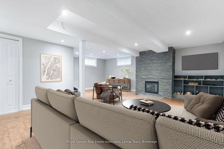 Photo 24 at 2176 Florian Road, Cooksville, Mississauga