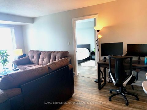 Photo 12 at 3210 - 2015 Sheppard Avenue E, Henry Farm, Toronto