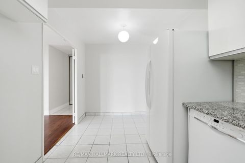 Photo 11 at 2002 - 215 Wynford Drive, Flemingdon Park, Toronto