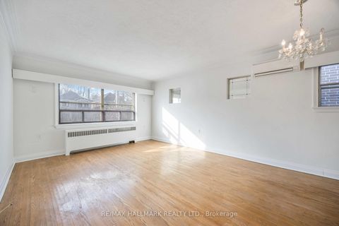 Photo 4 at 16 Bermuda Avenue, Queensway, Toronto