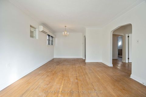 Photo 8 at 16 Bermuda Avenue, Queensway, Toronto