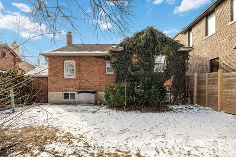 Photo 25 at 16 Bermuda Avenue, Queensway, Toronto