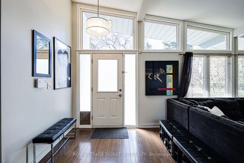 Photo 12 at 2 Parmbelle Crescent, Donalda, Toronto