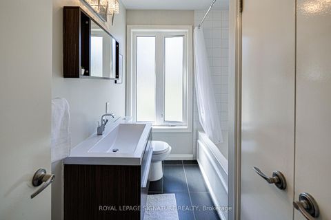 Photo 25 at 2 Parmbelle Crescent, Donalda, Toronto