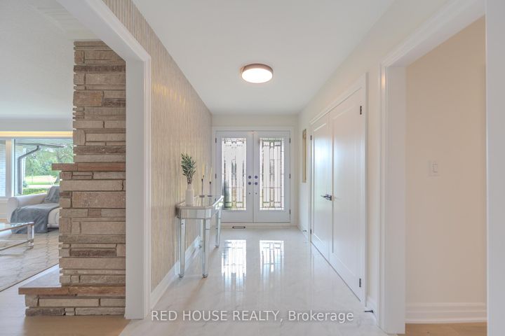 Photo 9 at 1253 Melton Drive, Lakeview, Mississauga