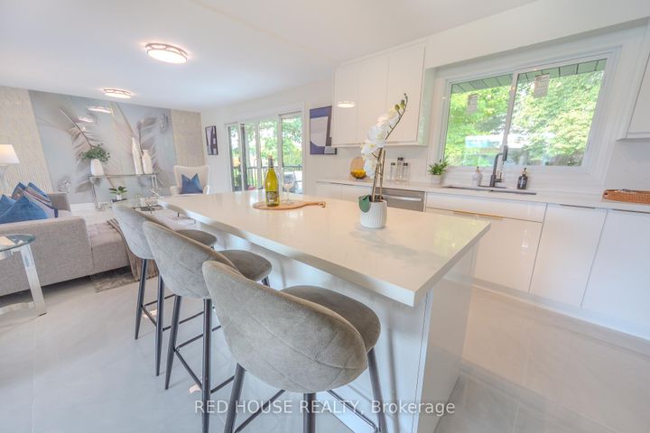 Photo 14 at 1253 Melton Drive, Lakeview, Mississauga