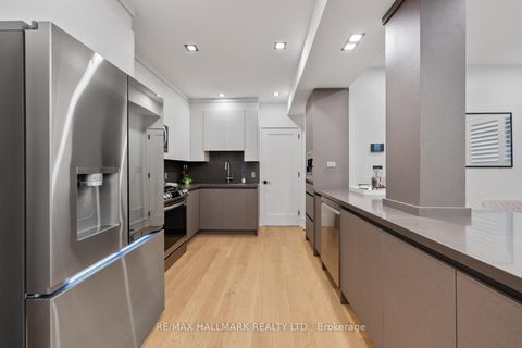 Photo 11 at 86 Albertus Avenue, Lawrence Park South, Toronto