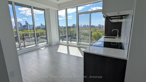 Photo 6 at 703 - 500 DUPONT Street, Annex, Toronto