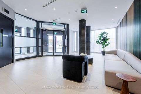 Photo 13 at 202 - 2545 SIMCOE Street N, Windfields, Oshawa