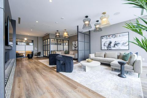 Photo 17 at 202 - 2545 SIMCOE Street N, Windfields, Oshawa