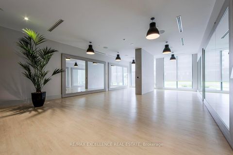 Photo 21 at 202 - 2545 SIMCOE Street N, Windfields, Oshawa