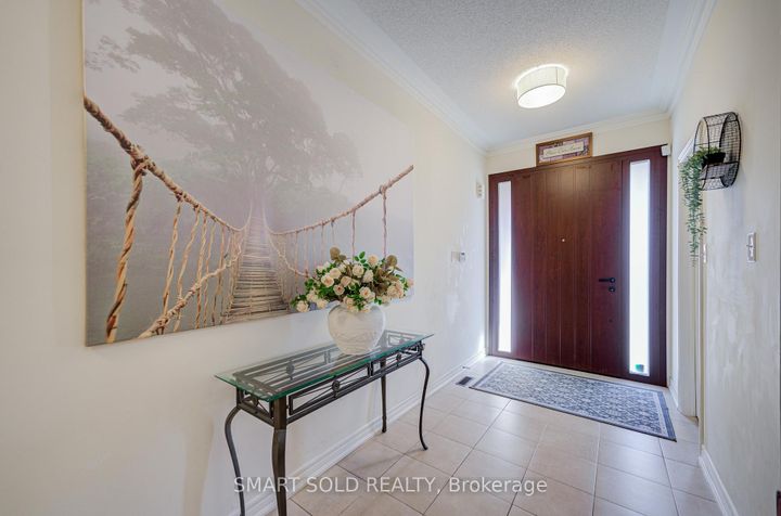 Photo 5 at 365 Golden Orchard Road, Patterson, Vaughan