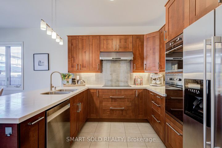 Photo 19 at 365 Golden Orchard Road, Patterson, Vaughan