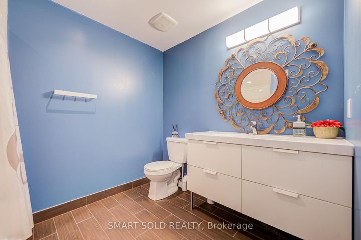 Photo 36 at 365 Golden Orchard Road, Patterson, Vaughan