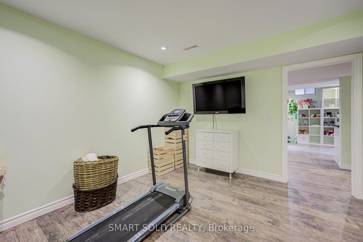 Photo 39 at 365 Golden Orchard Road, Patterson, Vaughan