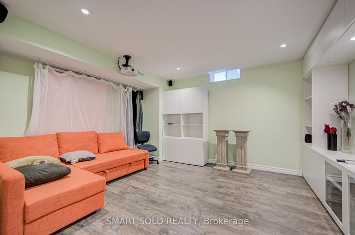 Photo 40 at 365 Golden Orchard Road, Patterson, Vaughan