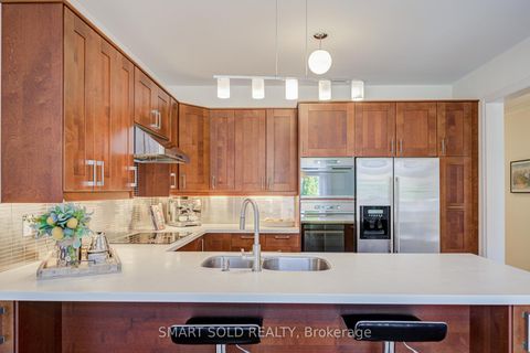 Photo 18 at 365 Golden Orchard Road, Patterson, Vaughan