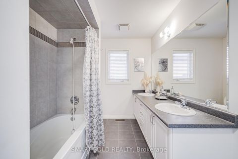 Photo 30 at 365 Golden Orchard Road, Patterson, Vaughan