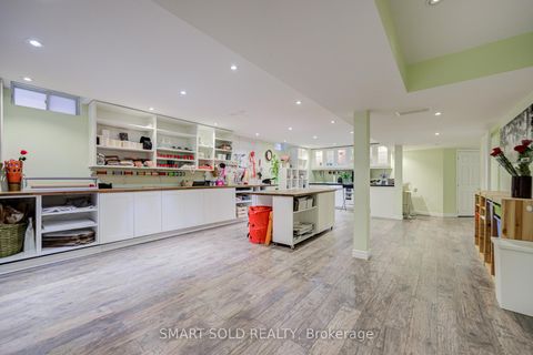 Photo 37 at 365 Golden Orchard Road, Patterson, Vaughan