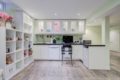 Photo 38 at 365 Golden Orchard Road, Patterson, Vaughan