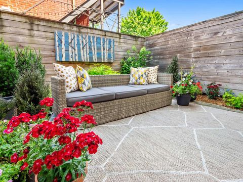 Photo 27 at 10A Cecil Street, Chinatown, Toronto