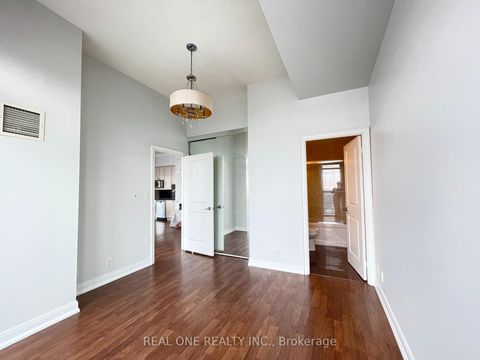 Photo 8 at 5003 - 60 Absolute Avenue, City Centre, Mississauga