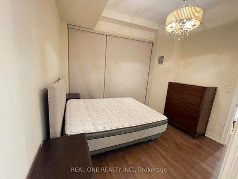 Photo 9 at 5003 - 60 Absolute Avenue, City Centre, Mississauga