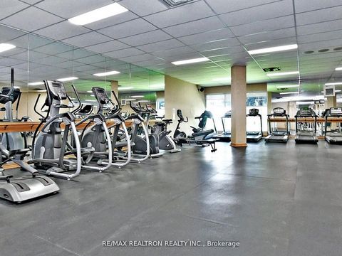 Photo 12 at 703 - 40 Harding Boulevard W, North Richvale, Richmond Hill