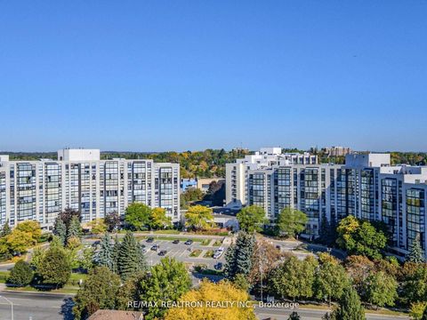 Photo 15 at 703 - 40 Harding Boulevard W, North Richvale, Richmond Hill